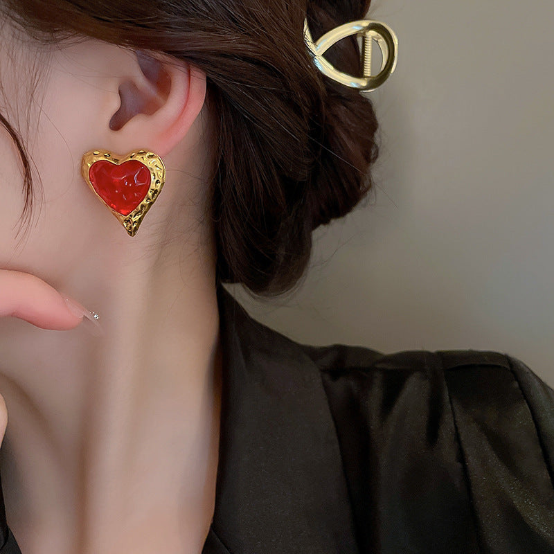 High End Temperament Pleated Heart-shaped Earrings Retro